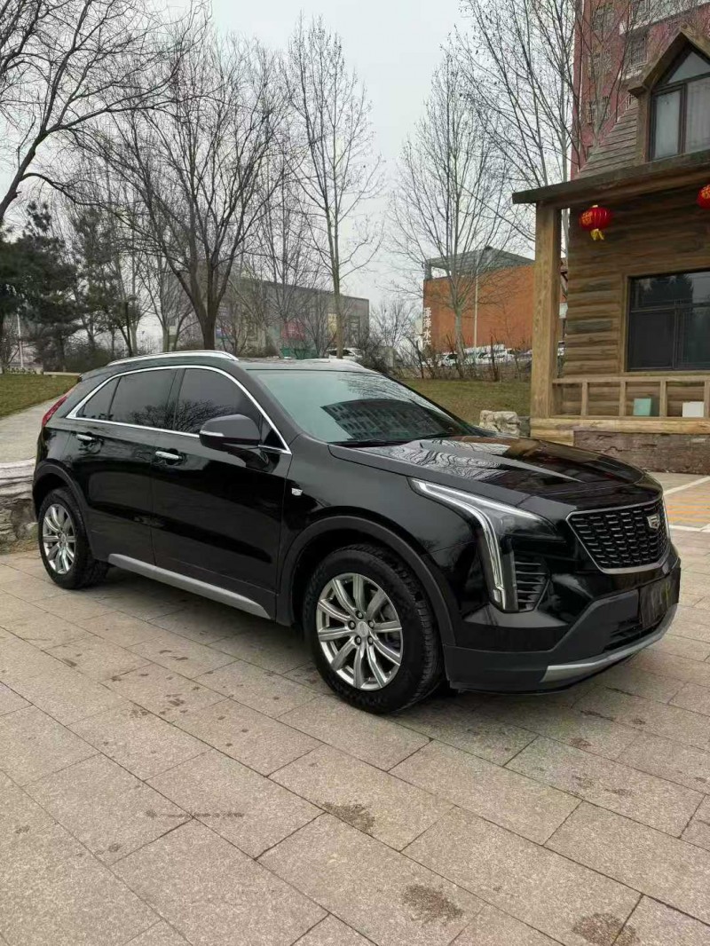 邢臺20年凱迪拉克XT43