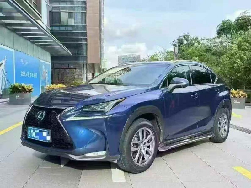 广州17年雷克萨斯NX2