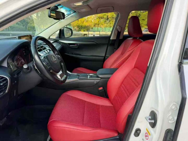 广州19年雷克萨斯NX6