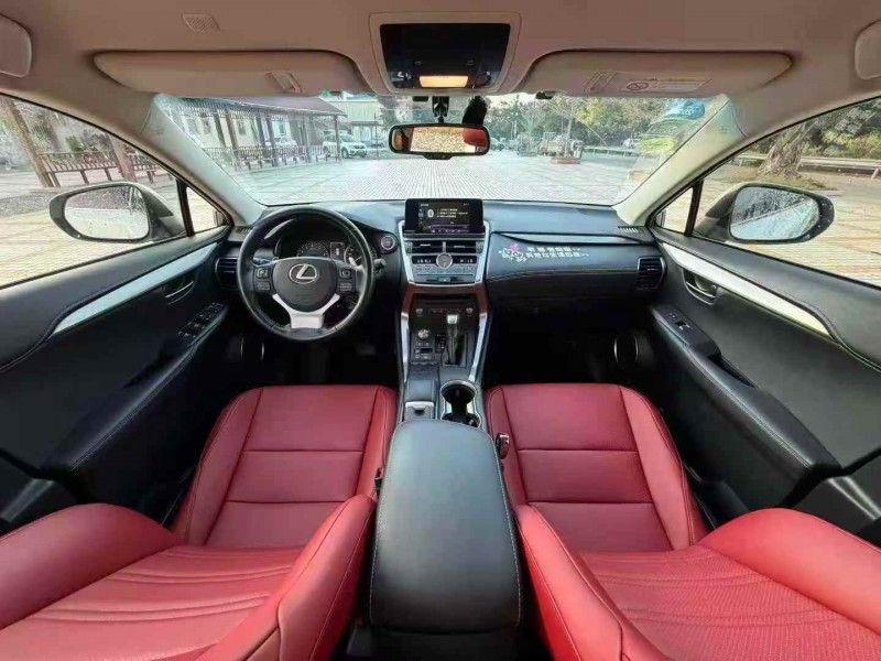 广州19年雷克萨斯NX7