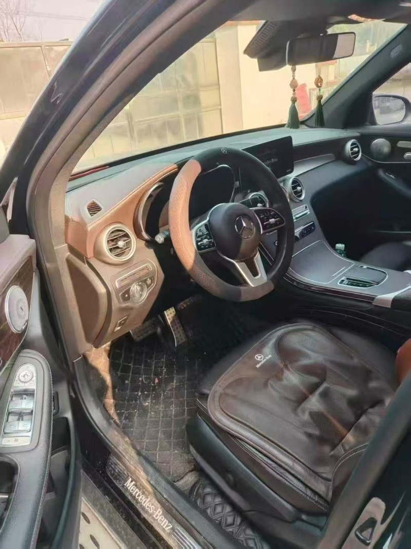 张家界20年奔驰GLC2