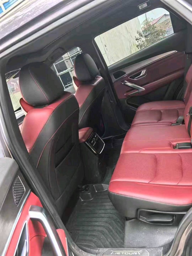 吉安23年奇瑞捷途3