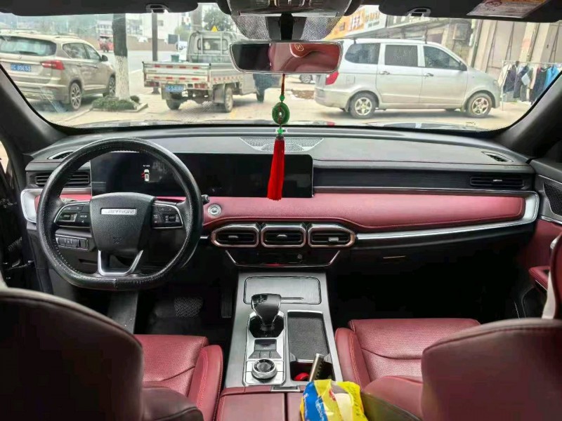 吉安23年奇瑞捷途5