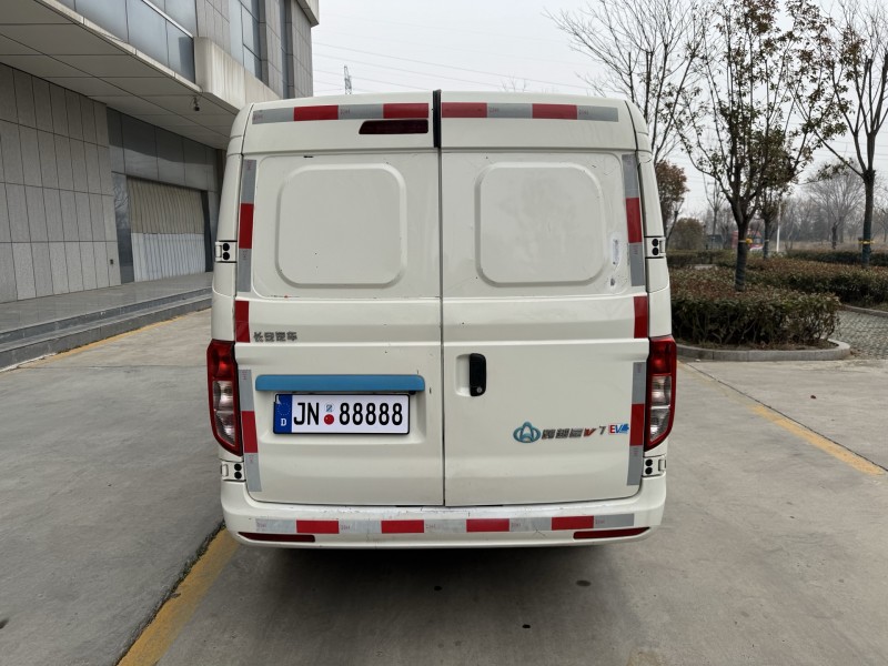 濟寧24年長安汽車跨越星9