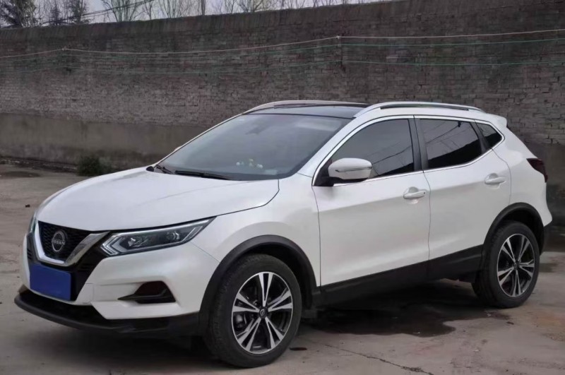 安阳23年日产逍客3