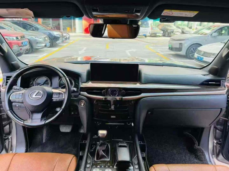 深圳22年雷克萨斯LX5