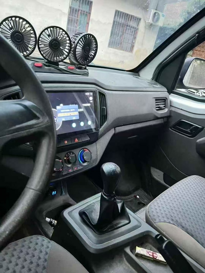 桂林19年五菱汽车新卡5