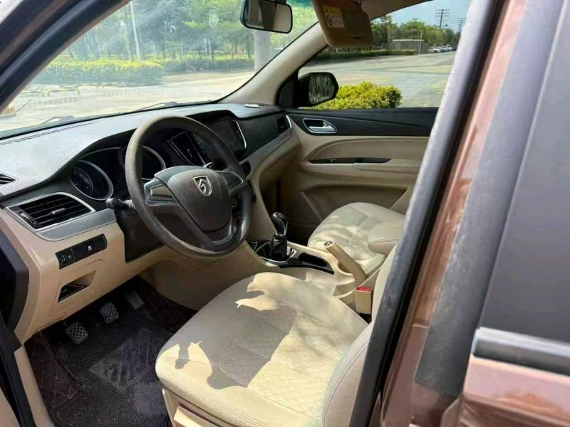 梧州16年宝骏7304