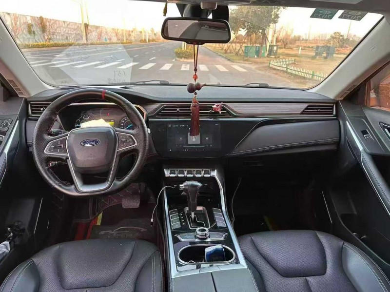 苏州20年福特领界3