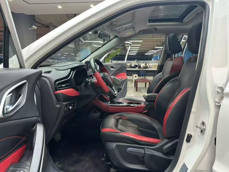 成都23年江淮思皓4