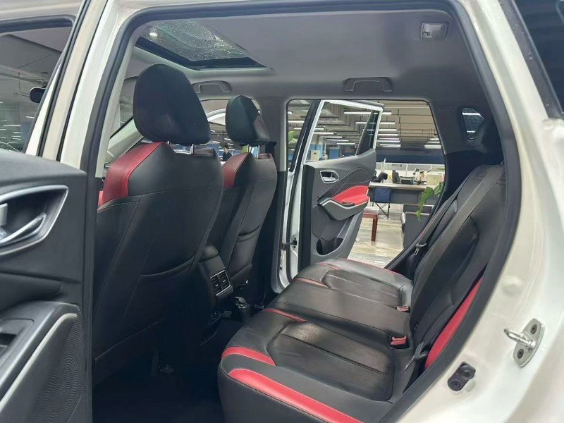 成都23年江淮思皓5