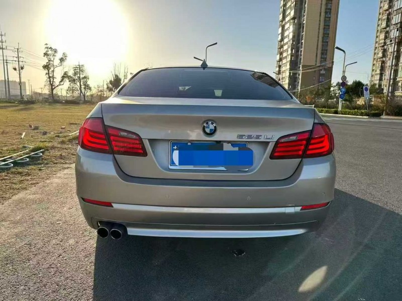 苏州13年宝马5系8