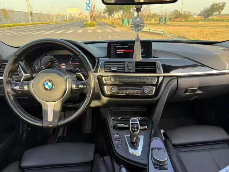 苏州19年宝马3系6