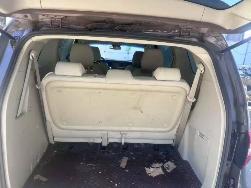 青岛18年别克GL84