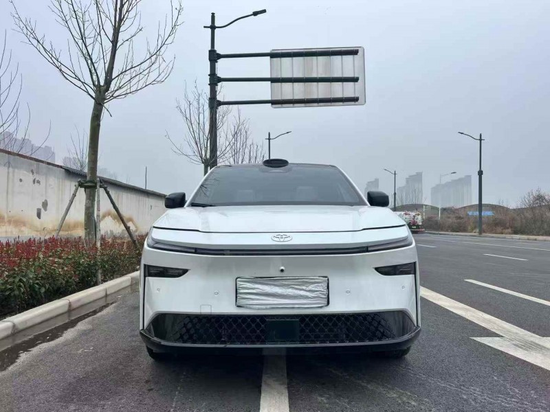 青島25年豐田鉑智1