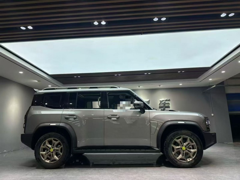 成都25年奇瑞捷途7