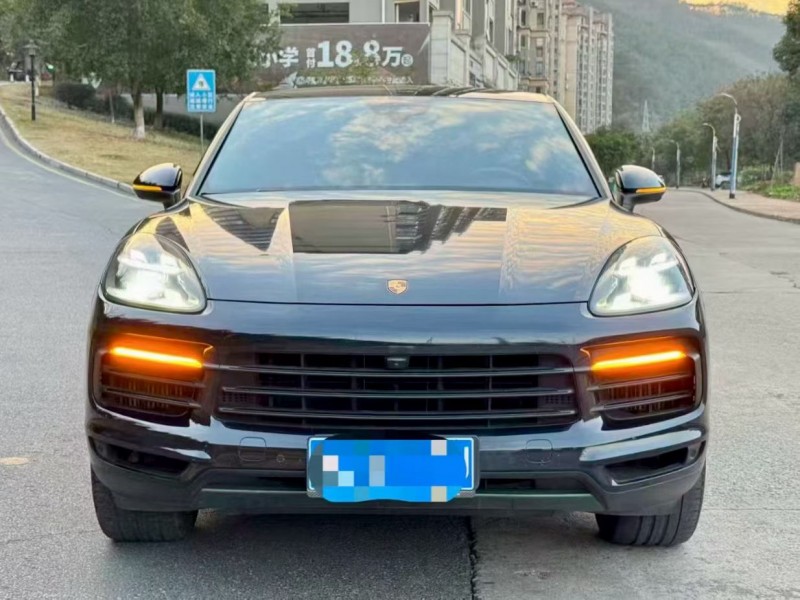 三明19年保时捷卡宴1