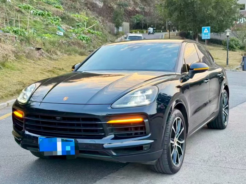 三明19年保时捷卡宴3