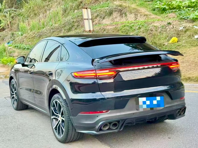 三明19年保时捷卡宴7