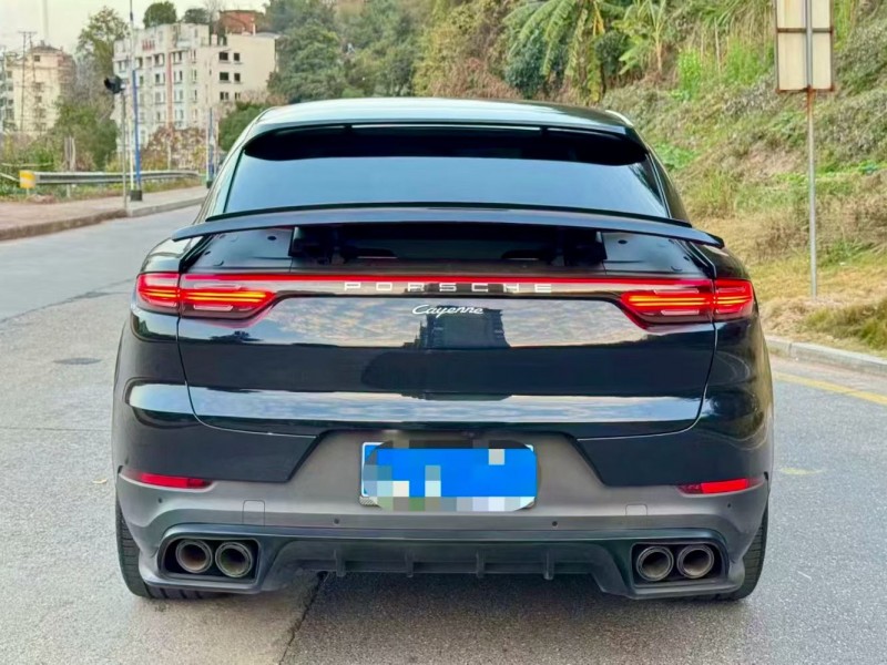 三明19年保时捷卡宴9