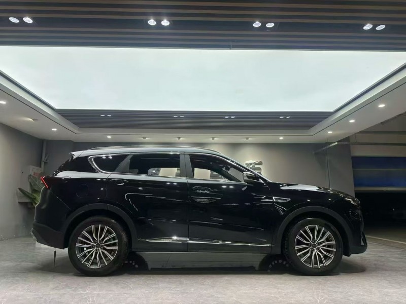 成都25年奇瑞捷途7