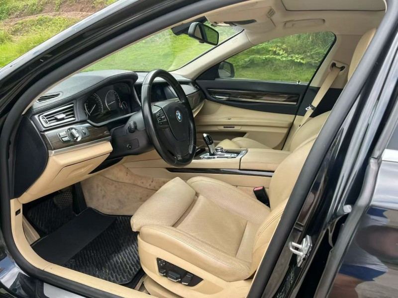 三明11年宝马7系5