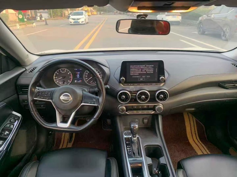 汕头20年日产轩逸5