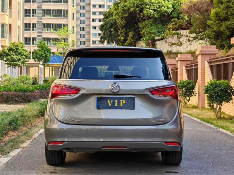 东莞19年别克GL67