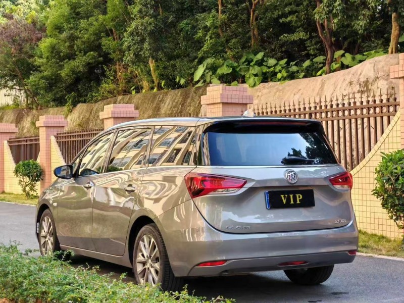 东莞19年别克GL68