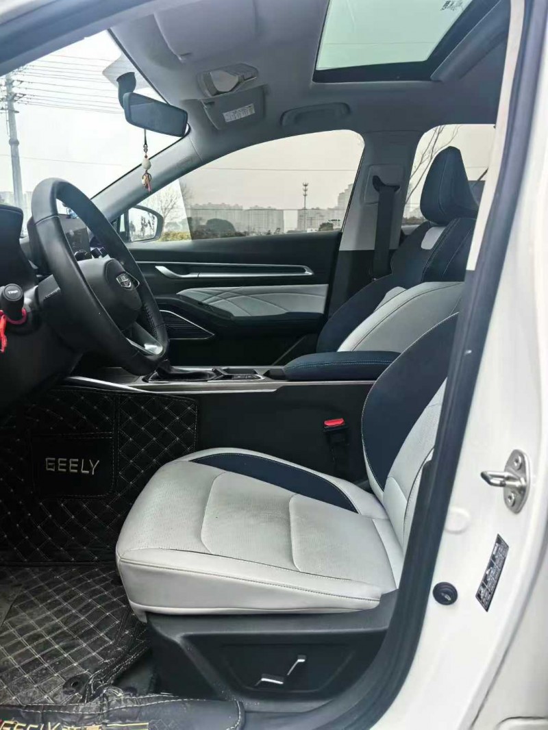 苏州22年吉利帝豪4