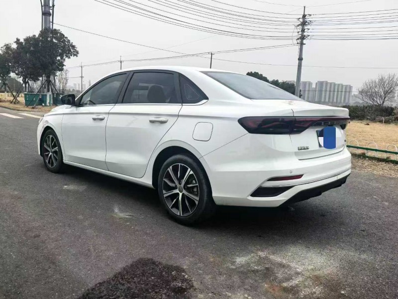 苏州22年吉利帝豪7