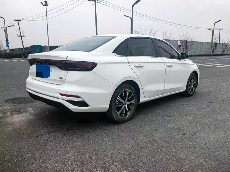 苏州22年吉利帝豪9