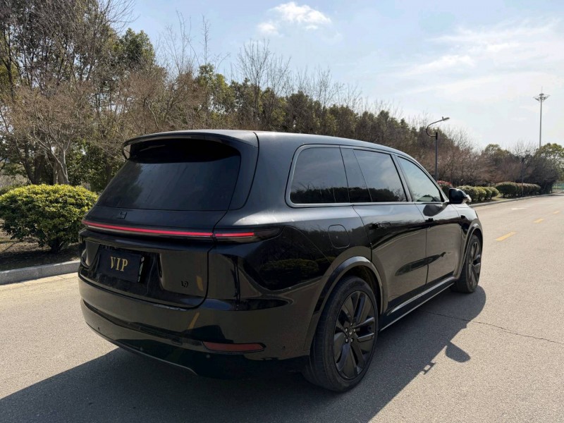 盐城23年理想L99