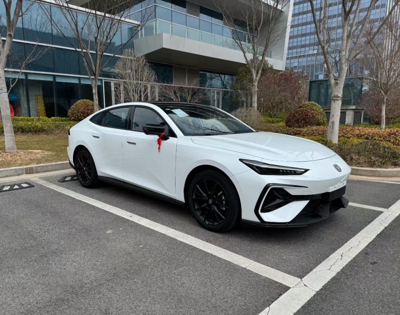 盐城25年长安汽车UNI3