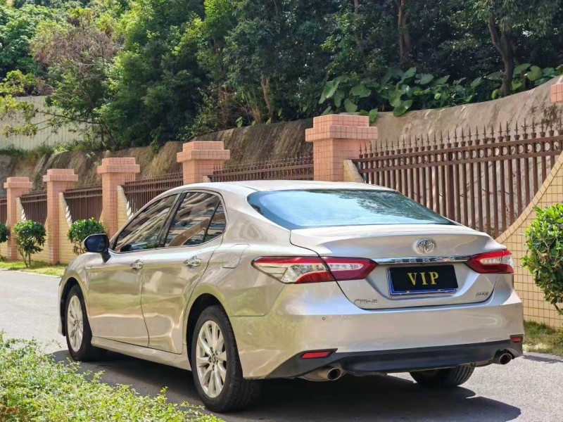 东莞20年丰田凯美瑞8