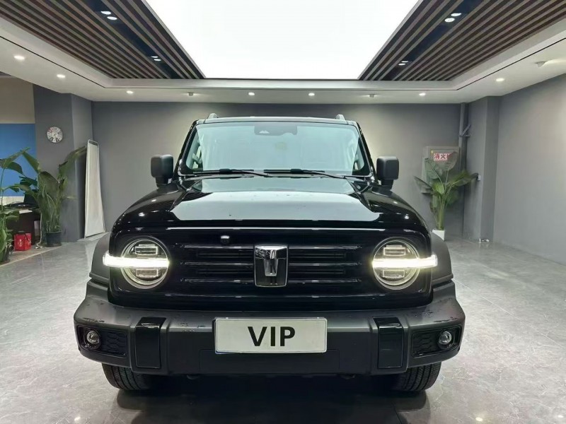 成都23年长城汽车坦克1