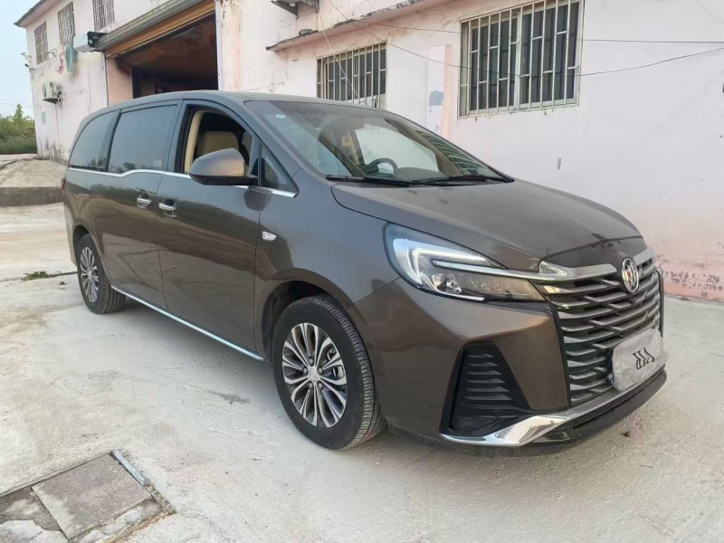 青岛24年别克GL82