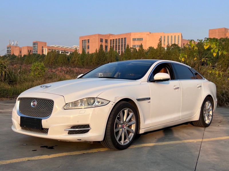 長沙15年捷豹XJ3