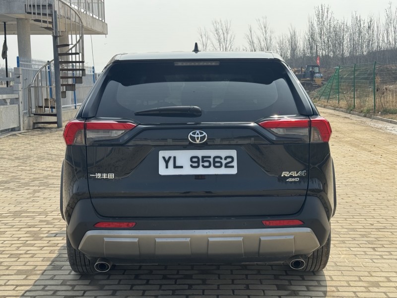 郑州23年丰田RAV4荣放5