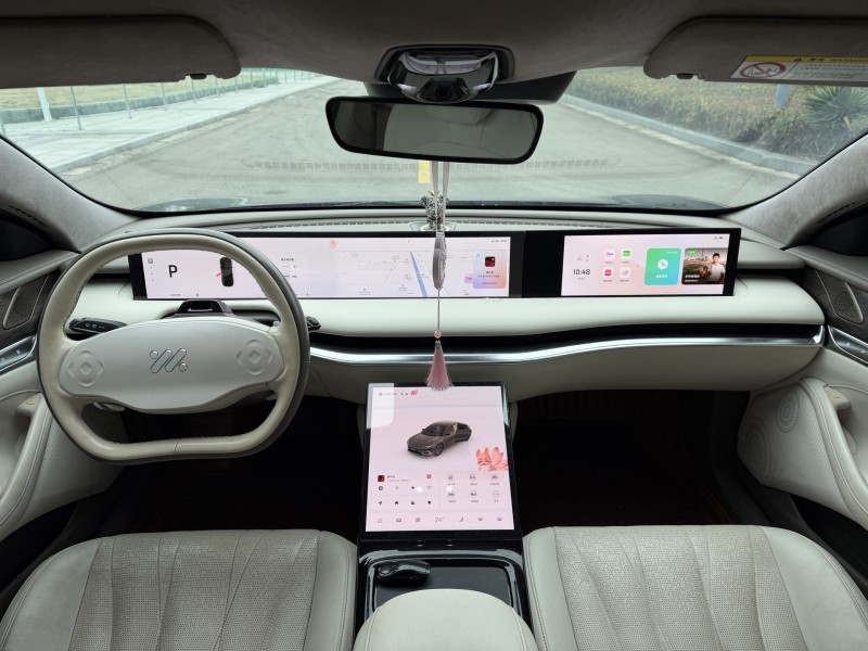 常州22年智己L75