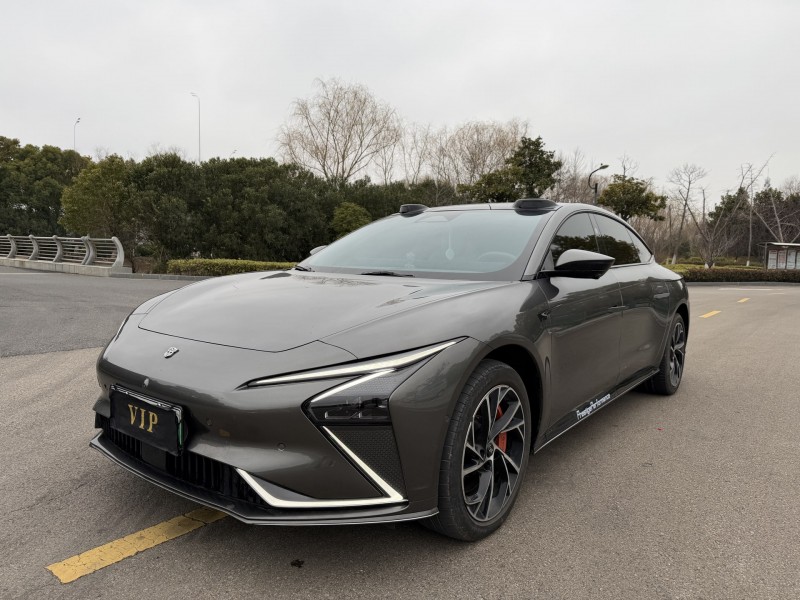 常州22年智己L77