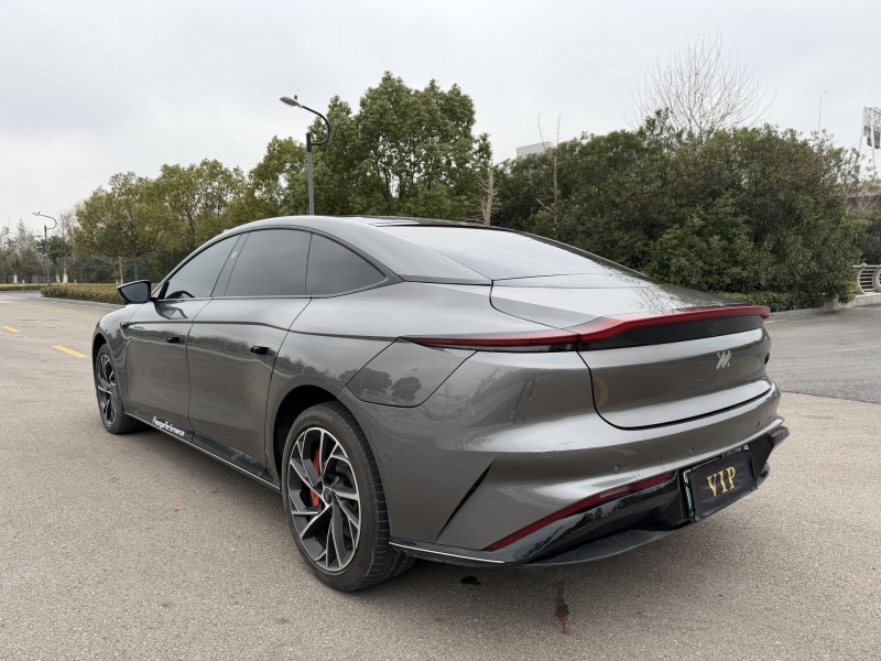 常州22年智己L78