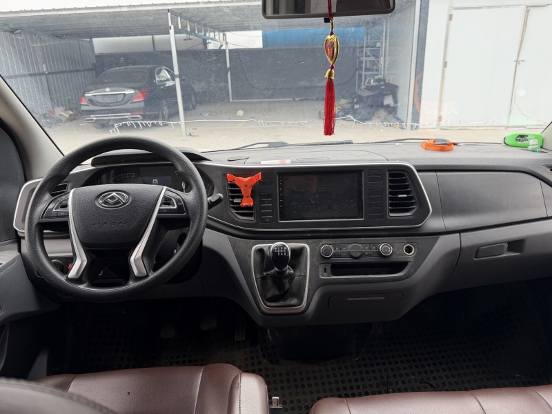 新乡24年大通V804