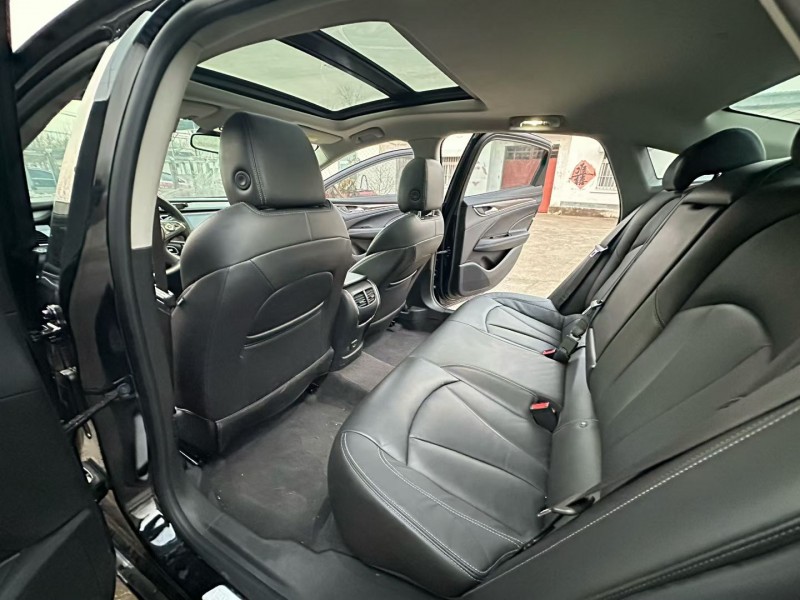 徐州22年别克君越6