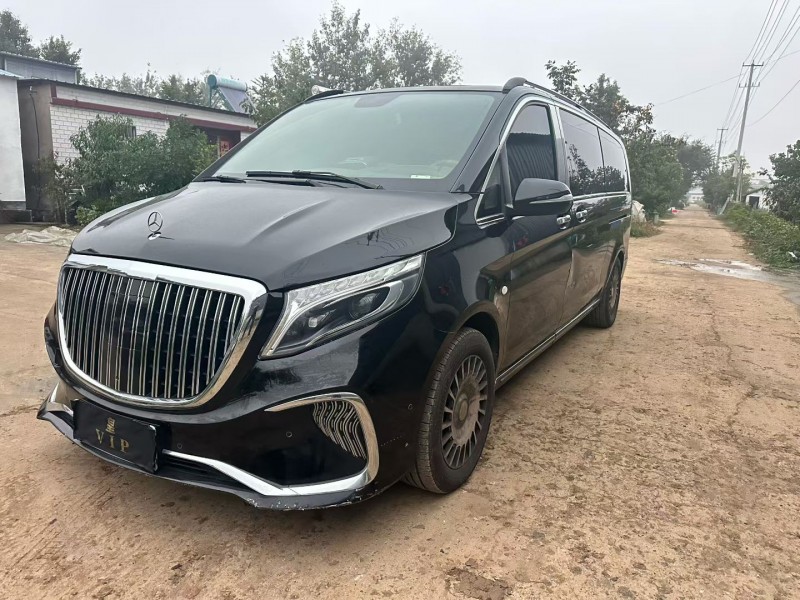 徐州21年奔驰威霆3