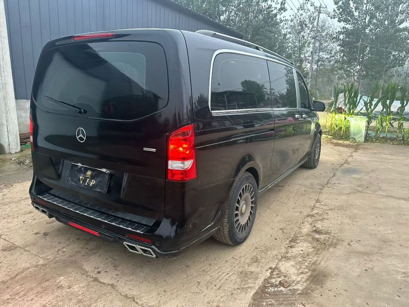 徐州21年奔驰威霆7