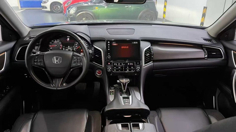 广州18年本田冠道5