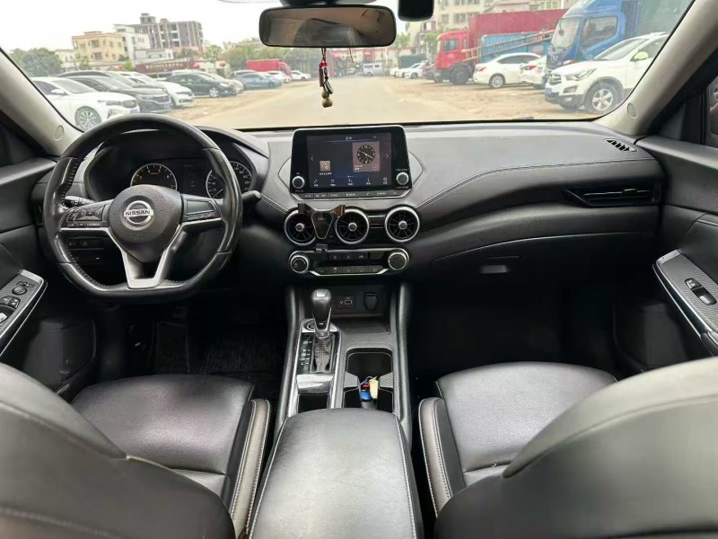 广州20年日产轩逸7