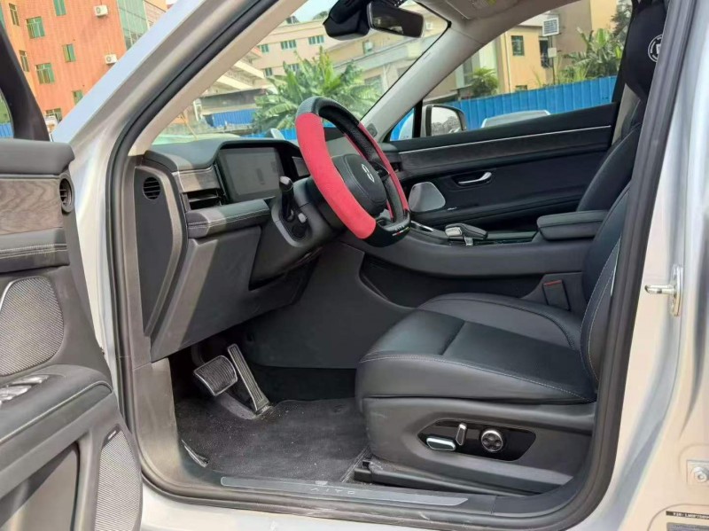 东莞22年华为智选问界6