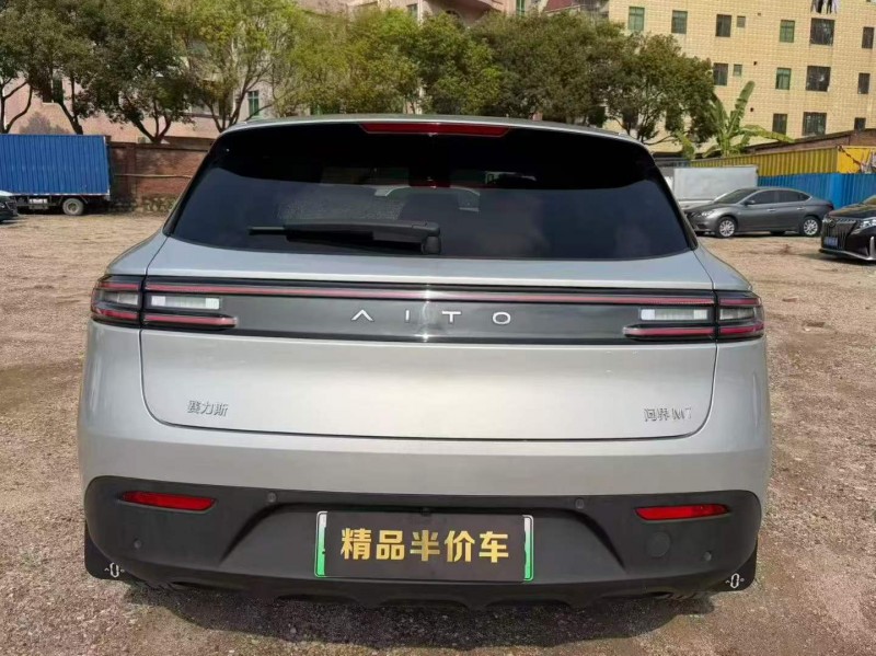 东莞22年华为智选问界9